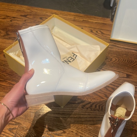 Fendi FFRAME White Patent Boots - Picture 8 of 9